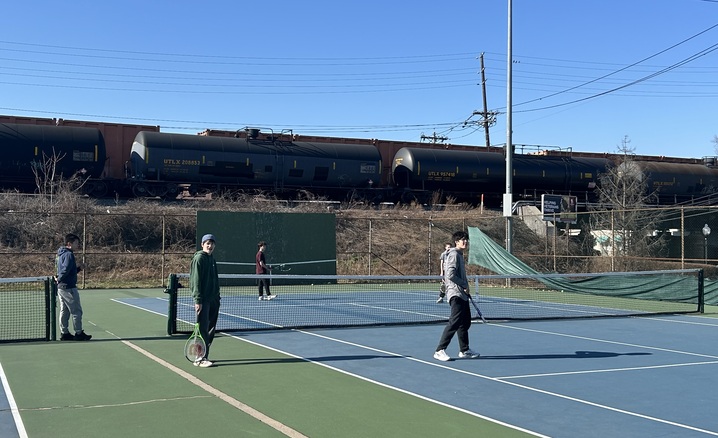 Tennis